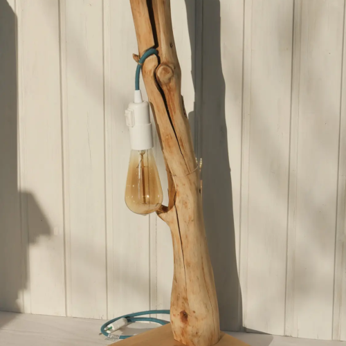 Treibholz Lampe als rustikale Holzleuchte - nachhaltig & handgefertigt