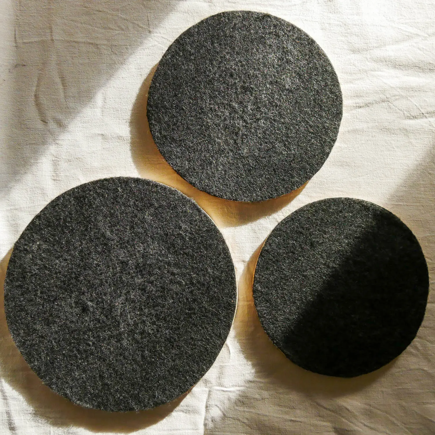 topfuntersetzer-upcycling-vlies-holz-rund (8)