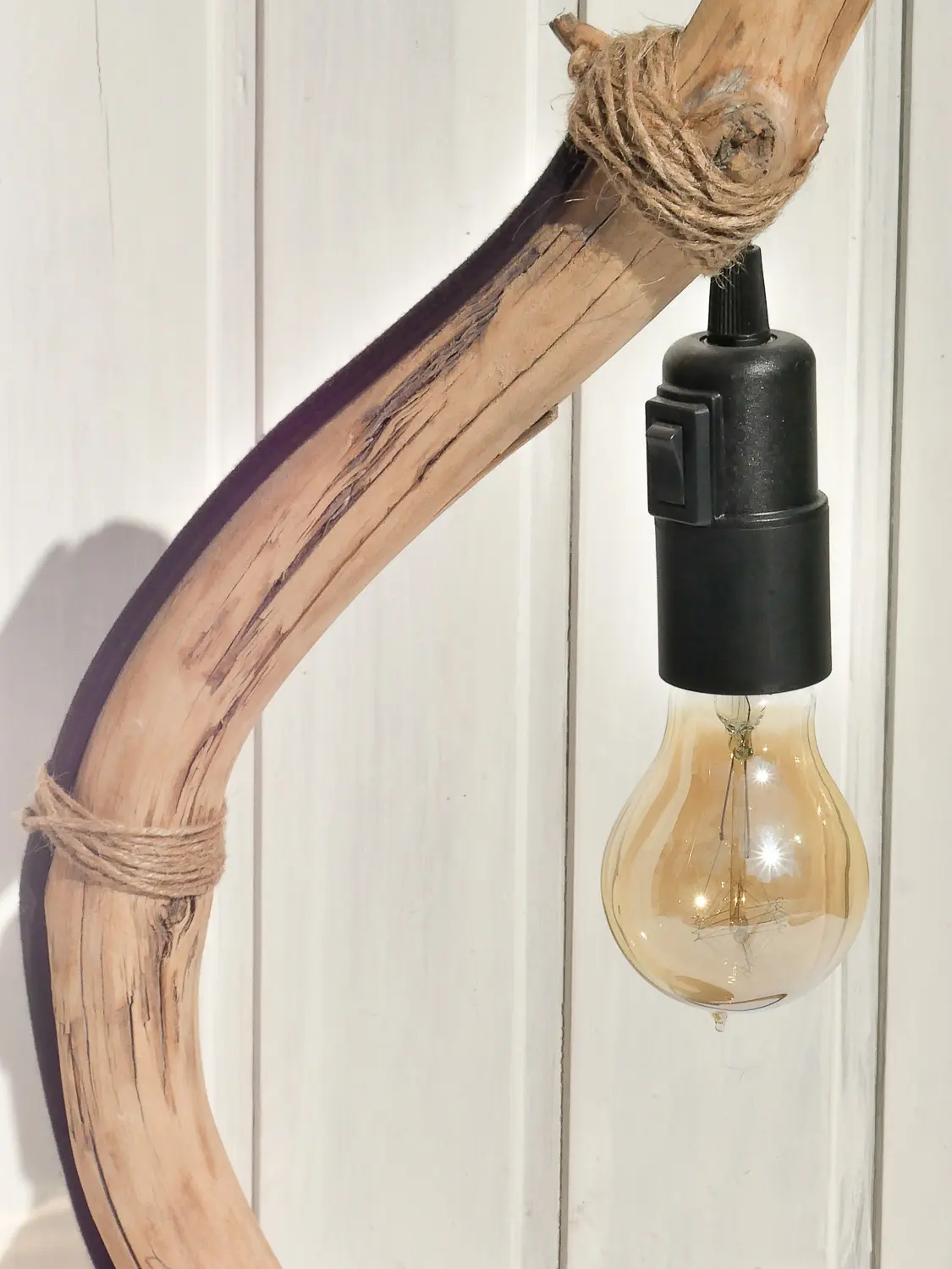 Schwemmholz Lampe Skandinavien - nachhaltig & handgefertigt