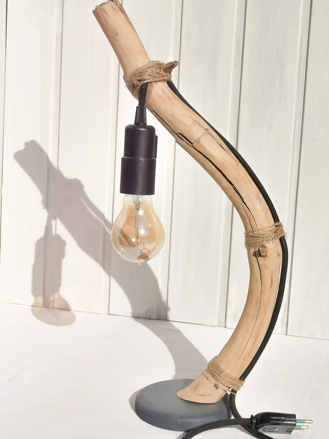 Schwemmholz Lampe Skandinavien - nachhaltig & handgefertigt
